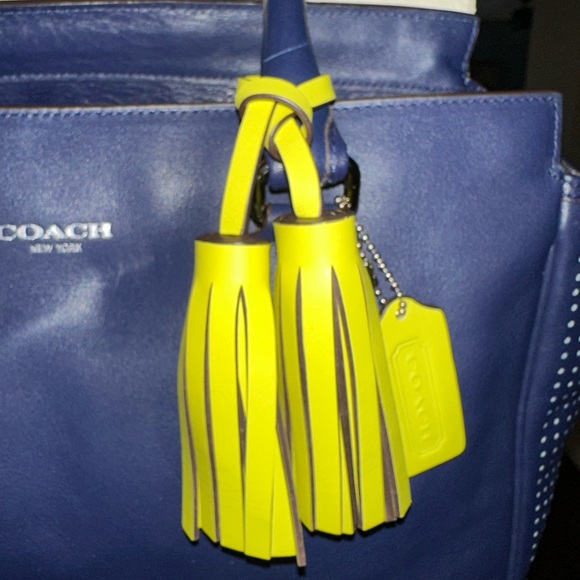 Coach Legacy Leather Perforated Medium Navy w/Citrine tassel 22390 - Picture 4 of 10